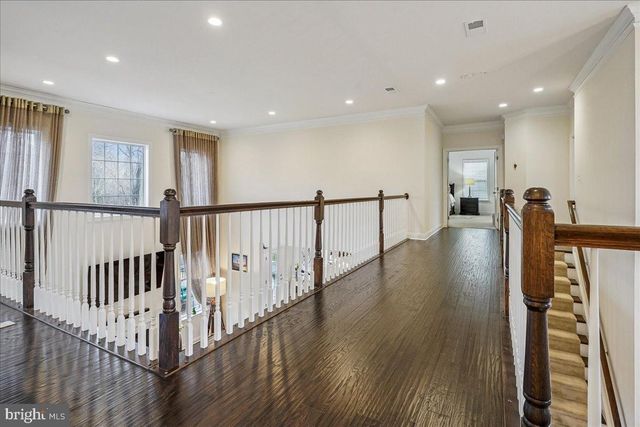 5872 WATERLOO BRIDGE CIR, Haymarket, VA 20169