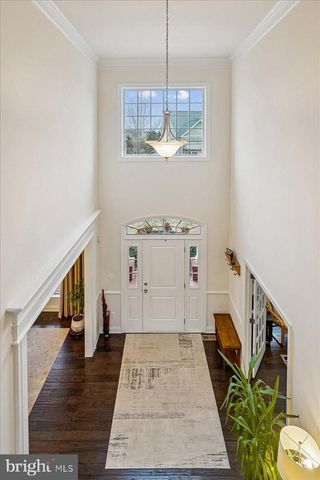 5872 WATERLOO BRIDGE CIR, Haymarket, VA 20169