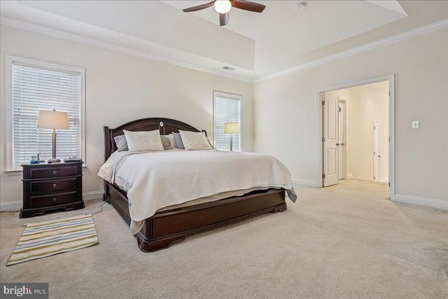 5872 WATERLOO BRIDGE CIR, Haymarket, VA 20169