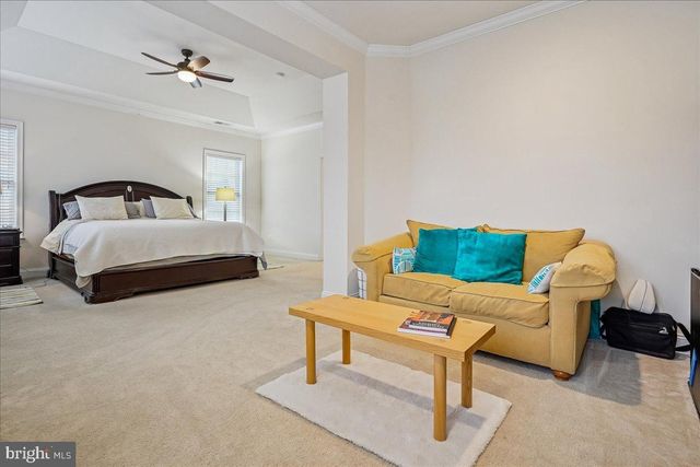 5872 WATERLOO BRIDGE CIR, Haymarket, VA 20169