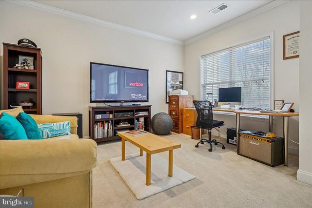 5872 WATERLOO BRIDGE CIR, Haymarket, VA 20169