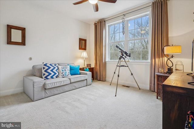 5872 WATERLOO BRIDGE CIR, Haymarket, VA 20169