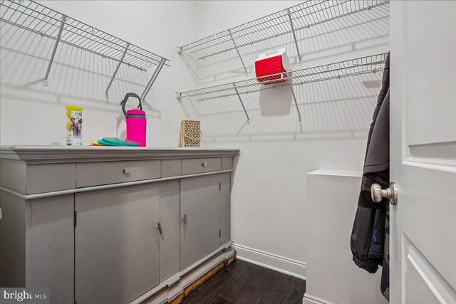 5872 WATERLOO BRIDGE CIR, Haymarket, VA 20169