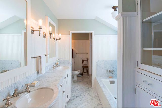 369 23rd Street, Santa Monica, CA 90402