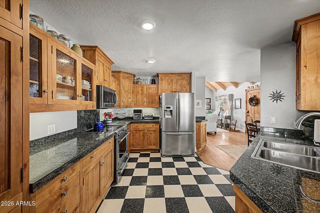 1935 E TANYA Road, Phoenix, AZ 85086