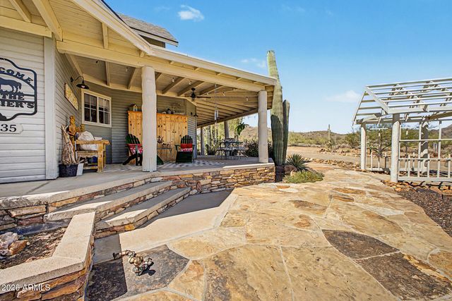 1935 E TANYA Road, Phoenix, AZ 85086
