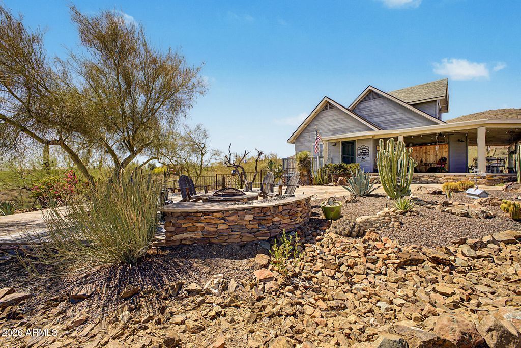 1935 E TANYA Road, Phoenix, AZ 85086