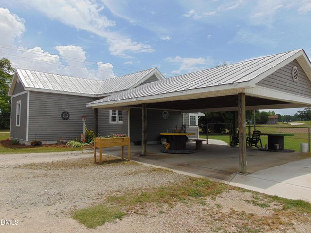 3502 E Old Spring Hope Road, Rocky Mount, NC 27804