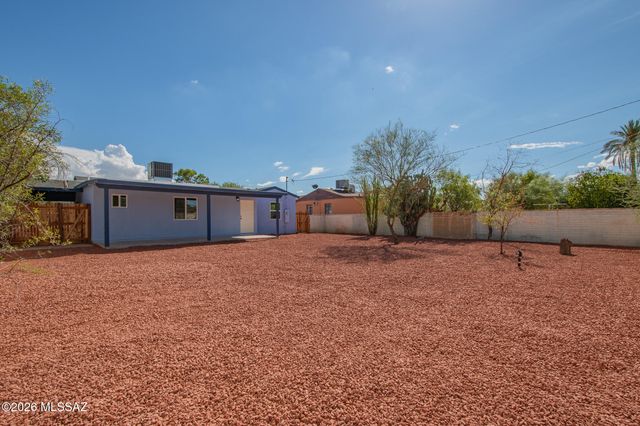 3013 E Linden Street, Tucson, AZ 85716