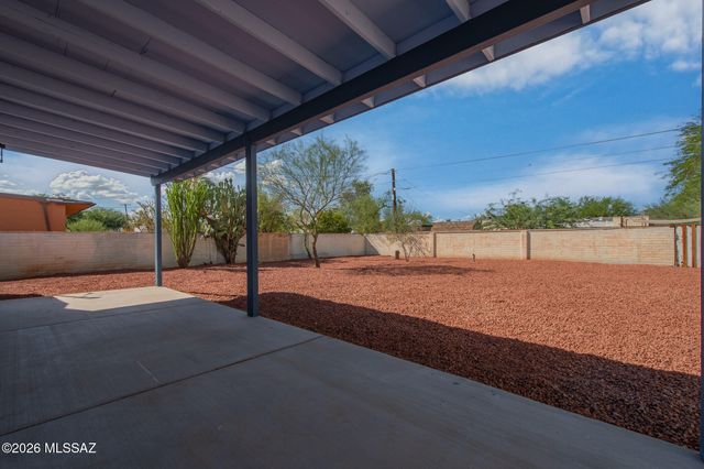 3013 E Linden Street, Tucson, AZ 85716
