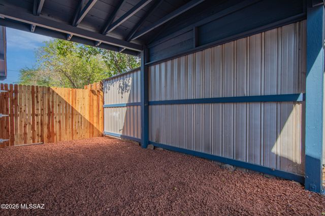 3013 E Linden Street, Tucson, AZ 85716
