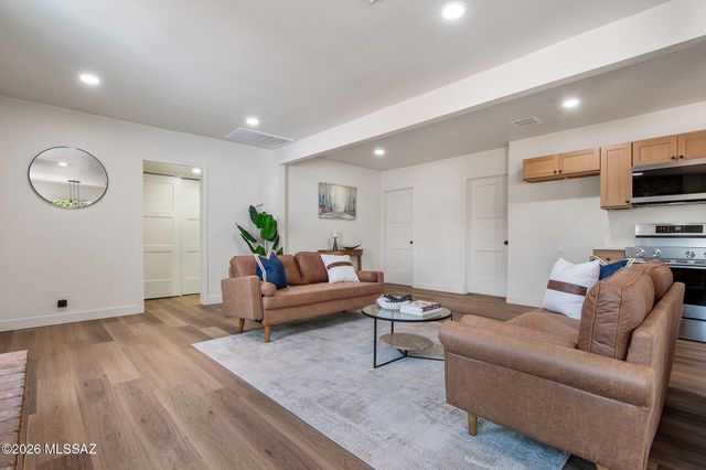 3013 E Linden Street, Tucson, AZ 85716