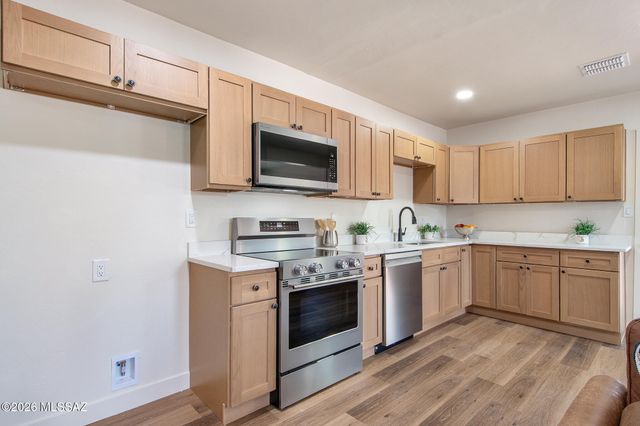 3013 E Linden Street, Tucson, AZ 85716