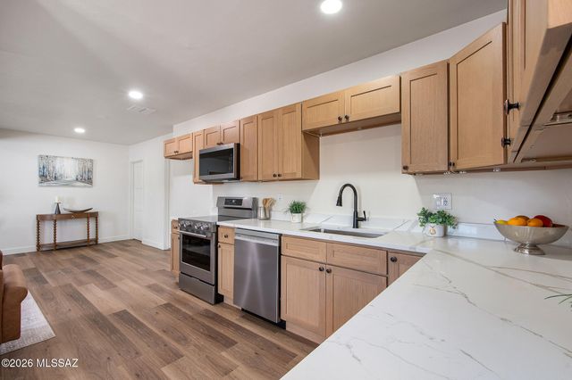 3013 E Linden Street, Tucson, AZ 85716
