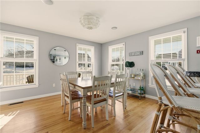 105 Lilac Lane, Portsmouth, RI 02871