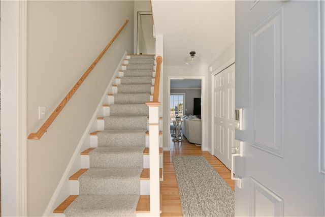 105 Lilac Lane, Portsmouth, RI 02871