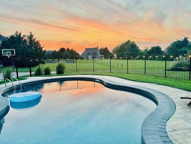 105 Lilac Lane, Portsmouth, RI 02871