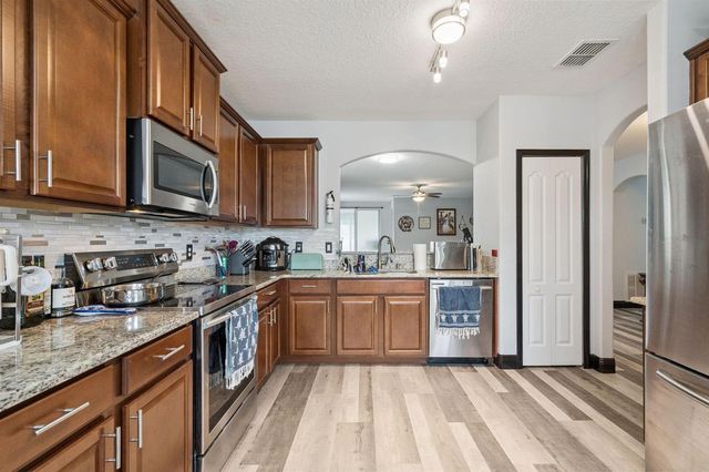 2020 Nations Way, Saint Cloud, FL 34769