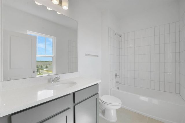 5229 WAYPOINTE BOULEVARD, Apopka, FL 32712