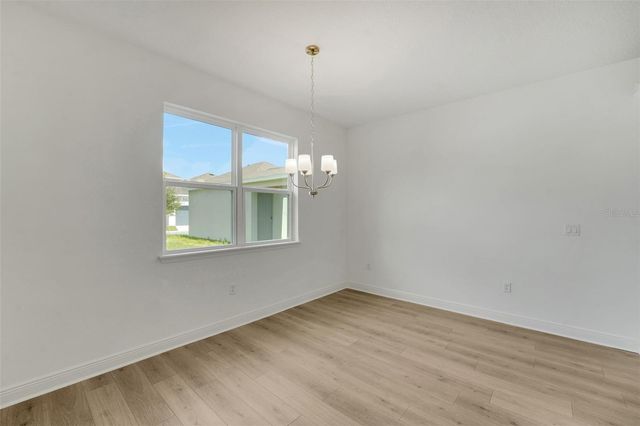 5229 WAYPOINTE BOULEVARD, Apopka, FL 32712