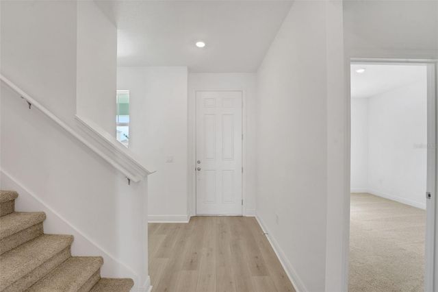 5229 WAYPOINTE BOULEVARD, Apopka, FL 32712