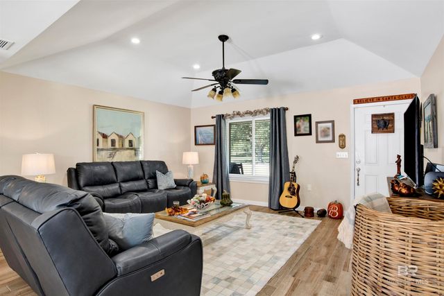 29880 Archie Road, Elberta, AL 36530