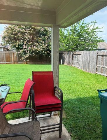 3926 Falvel Shadow Creek Drive, Spring, TX 77388