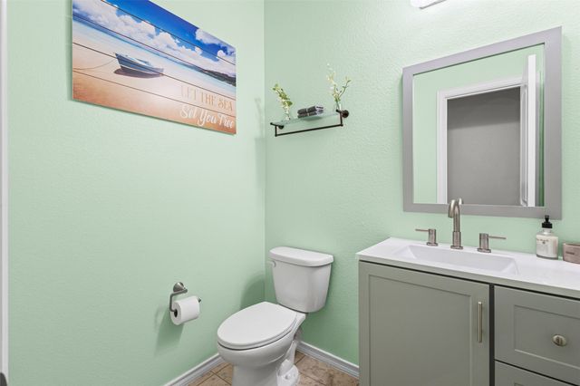 404 Millbrook Lane, Fort Worth, TX 76036