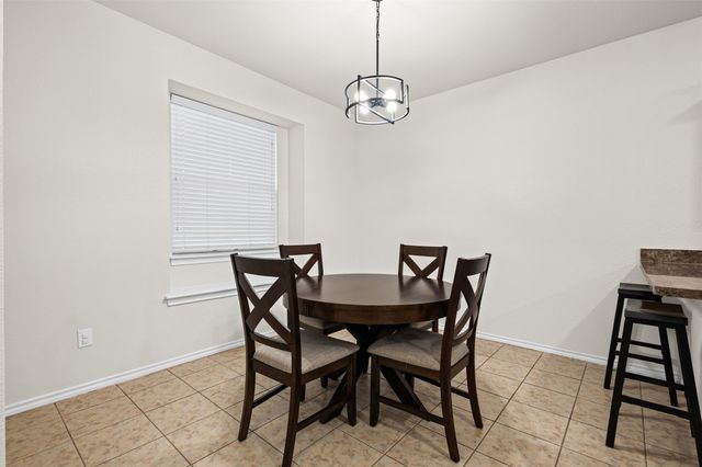 404 Millbrook Lane, Fort Worth, TX 76036