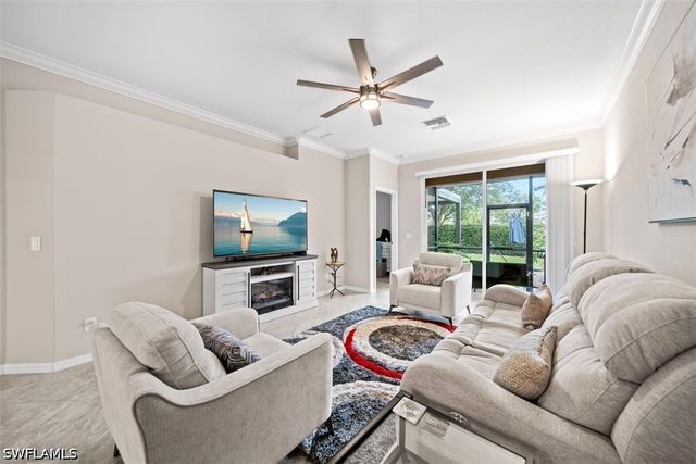 2036 Wellington ST, Naples, FL 34120