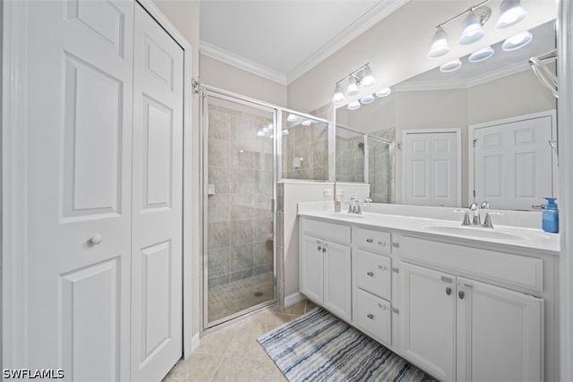 2036 Wellington ST, Naples, FL 34120