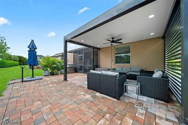 2036 Wellington ST, Naples, FL 34120