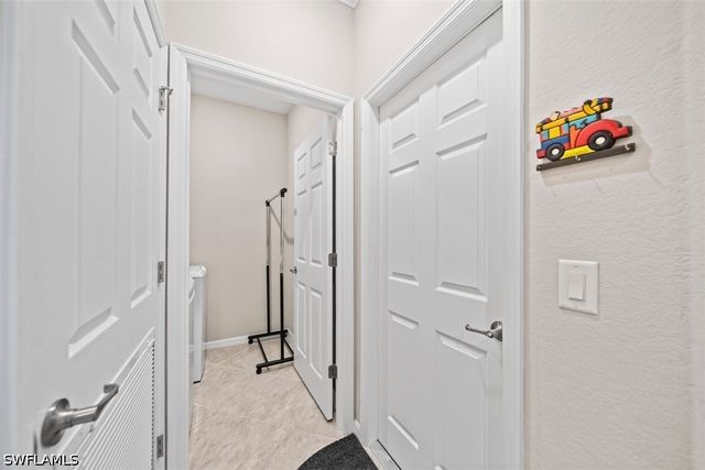 2036 Wellington ST, Naples, FL 34120