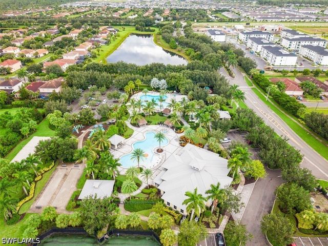 2036 Wellington ST, Naples, FL 34120