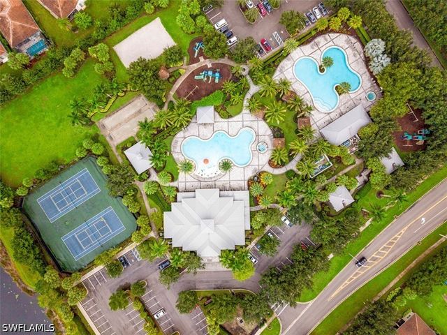 2036 Wellington ST, Naples, FL 34120