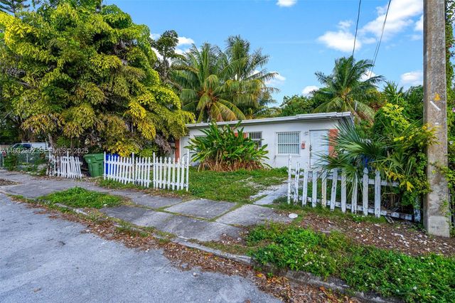 5631 NW 5th Ct, Miami, FL 33127