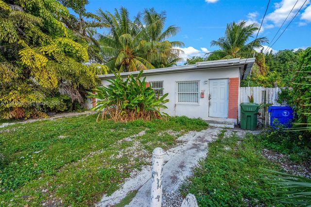 5631 NW 5th Ct, Miami, FL 33127