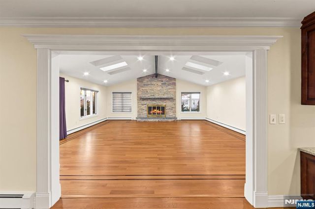 662 Summit Street, Englewood Cliffs, NJ 07632