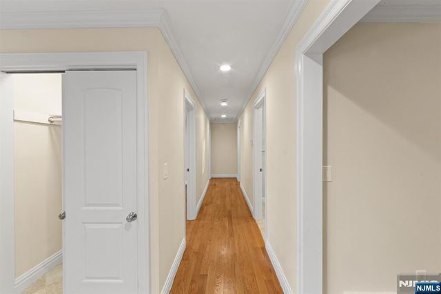 662 Summit Street, Englewood Cliffs, NJ 07632