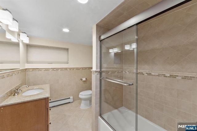 662 Summit Street, Englewood Cliffs, NJ 07632