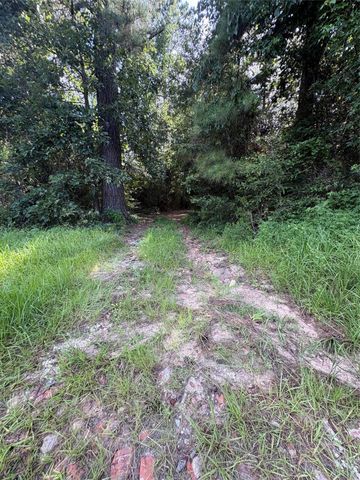 4977 Fm 1008, Kenefick, TX 77535