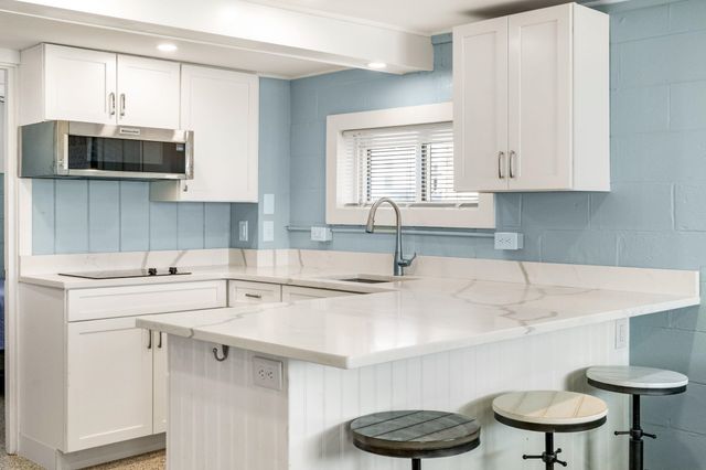 27 Concord Ave # 27, Hampton, NH 03842