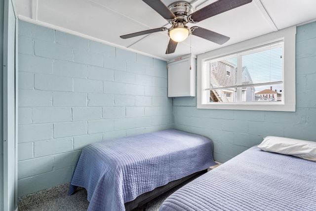 27 Concord Ave # 27, Hampton, NH 03842