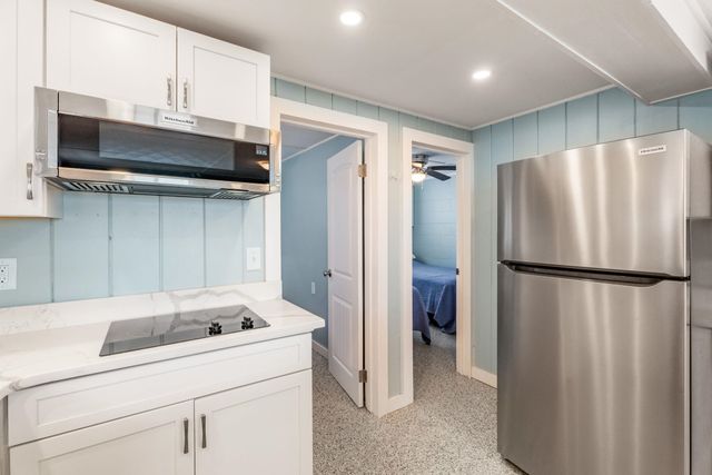 27 Concord Ave # 27, Hampton, NH 03842