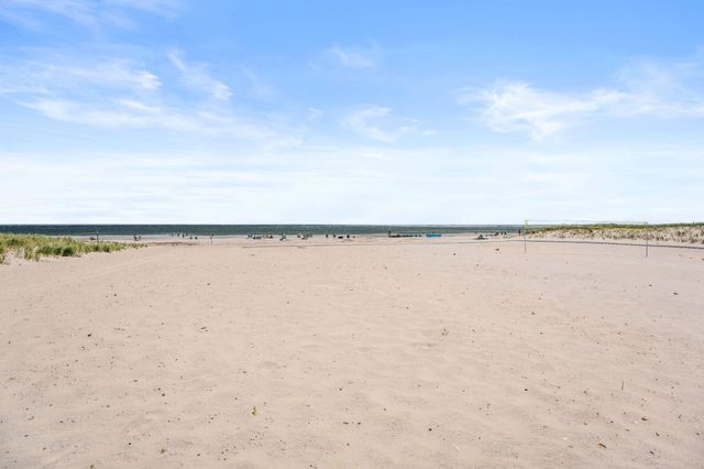 27 Concord Ave # 27, Hampton, NH 03842