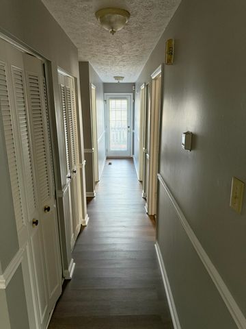 2801 Winter Garden B, Lexington, KY 40517