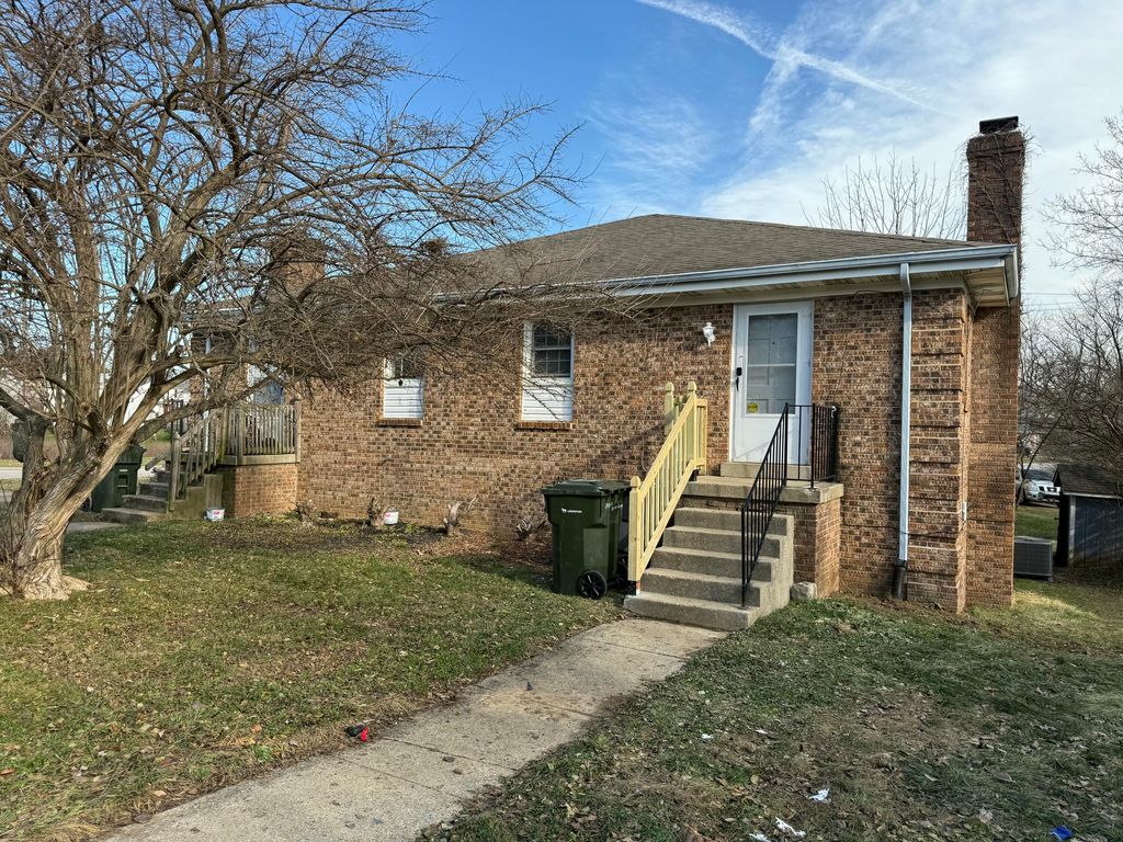 2801 Winter Garden B, Lexington, KY 40517