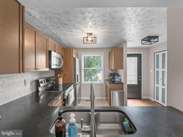 3634 ROBIN AIR CT, Pasadena, MD 21122