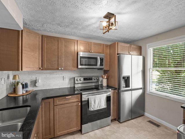 3634 ROBIN AIR CT, Pasadena, MD 21122