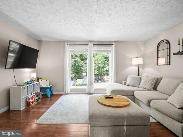 3634 ROBIN AIR CT, Pasadena, MD 21122